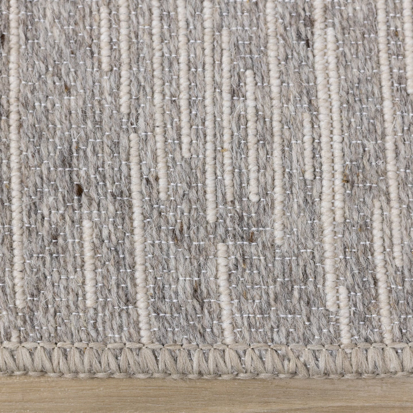 Peak Grey Textured Wool Rug - Furniture Depot