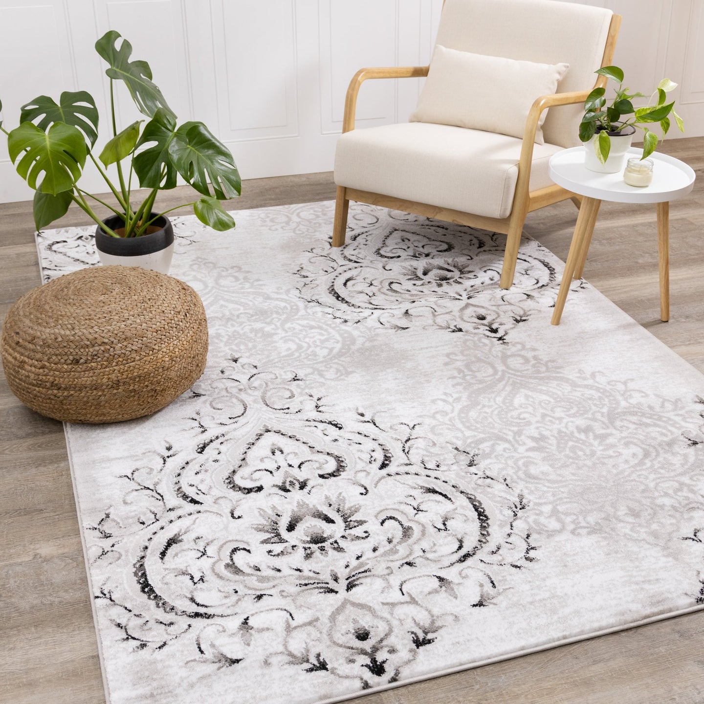 Platinum Venetian Silver Damask Rug - Furniture Depot