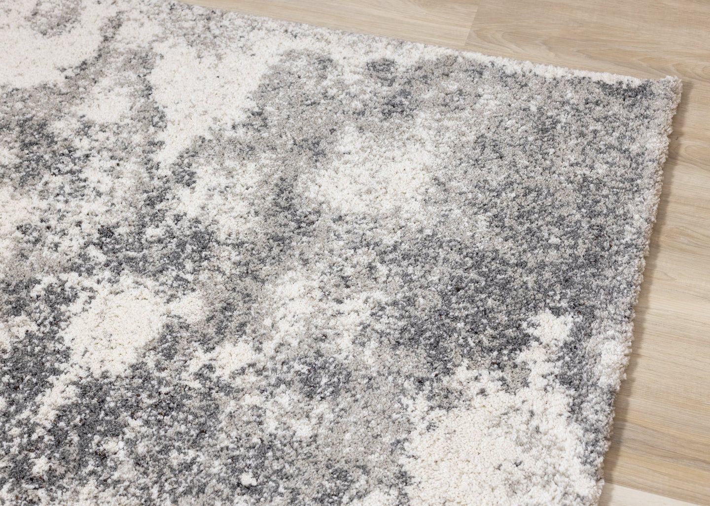 Ravine Cream Grey Variegated Shag Rug - Furniture Depot