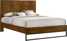 Load image into Gallery viewer, Reed Antique Coffee Queen Bed (3 Boxes) - Furniture Depot (7679025938680)