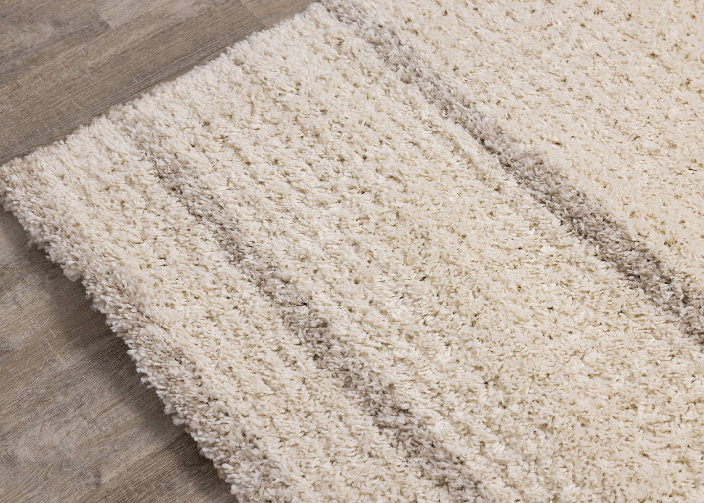 Rondo Cream Beige Shag Rug - Furniture Depot