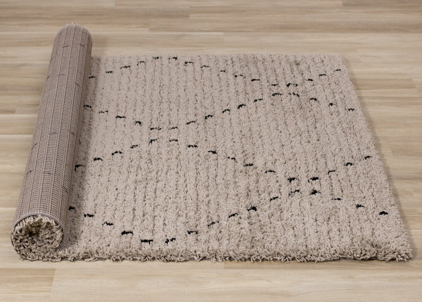 Rondo Beige Black Diamond Stitch Shag Rug - Furniture Depot