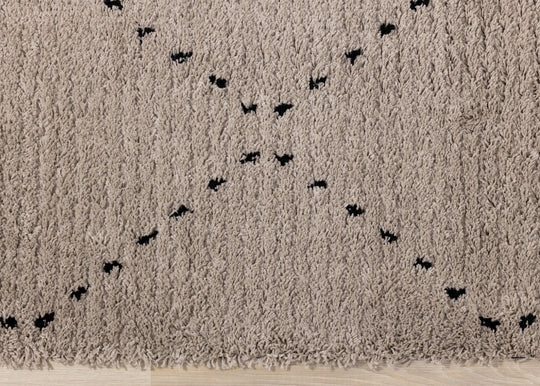 Rondo Beige Black Diamond Stitch Shag Rug - Furniture Depot