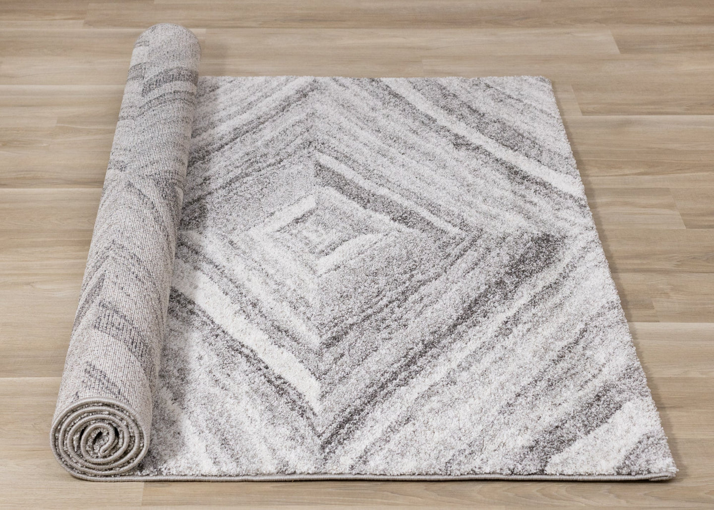 Sable Cream Grey Shaded Paragon Rug - Furniture Depot