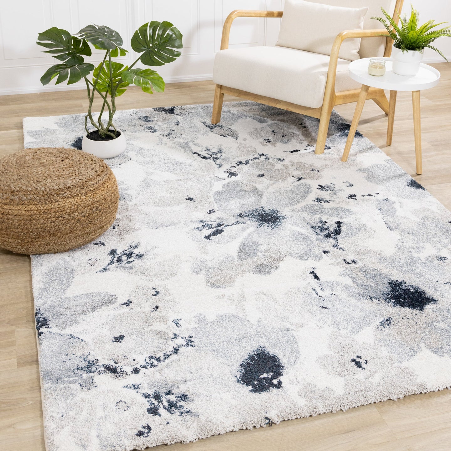 Sable Grey Cream Blue Floral Pattern Rug - Furniture Depot