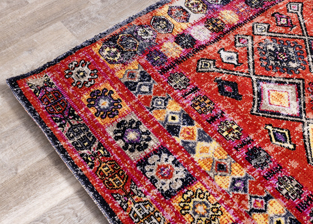 Sara Tribal Border Rug - Furniture Depot