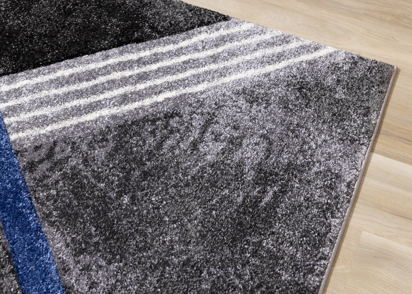 Soho Grey Black Blue Solid Point Rug - Furniture Depot