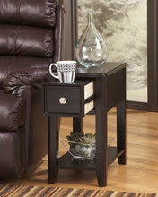 Load image into Gallery viewer, Breegin Chair Side End Table - Furniture Depot (6060572704941)