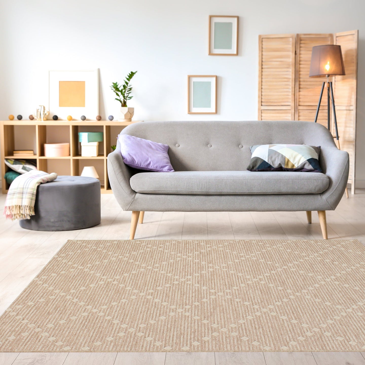 Vista Beige Cream Dot Trellis Indoor/Outdoor Rug - Furniture Depot