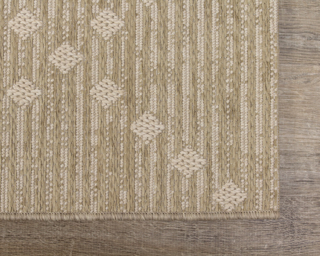 Vista Beige Cream Dot Trellis Indoor/Outdoor Rug - Furniture Depot