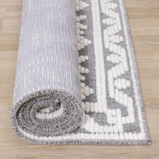 Lawson Grey Cream Elegant Traditional Rug - Furniture Depot