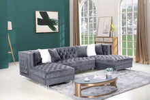 Load image into Gallery viewer, Isabella Sectional w/ 2 Chaise - Furniture Depot