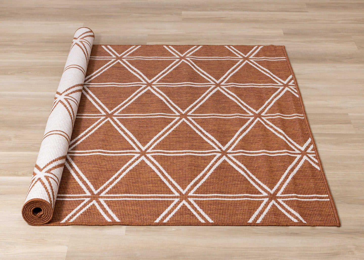 Bristol Orange White Geometric Triangle Rug - Furniture Depot