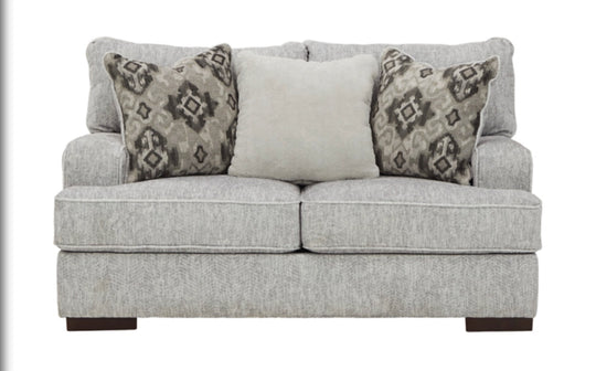 Mercado Loveseat - Furniture Depot