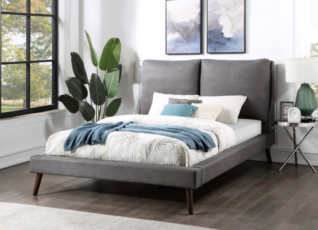 Hadley Platform Upholstered Bed - Furniture Depot