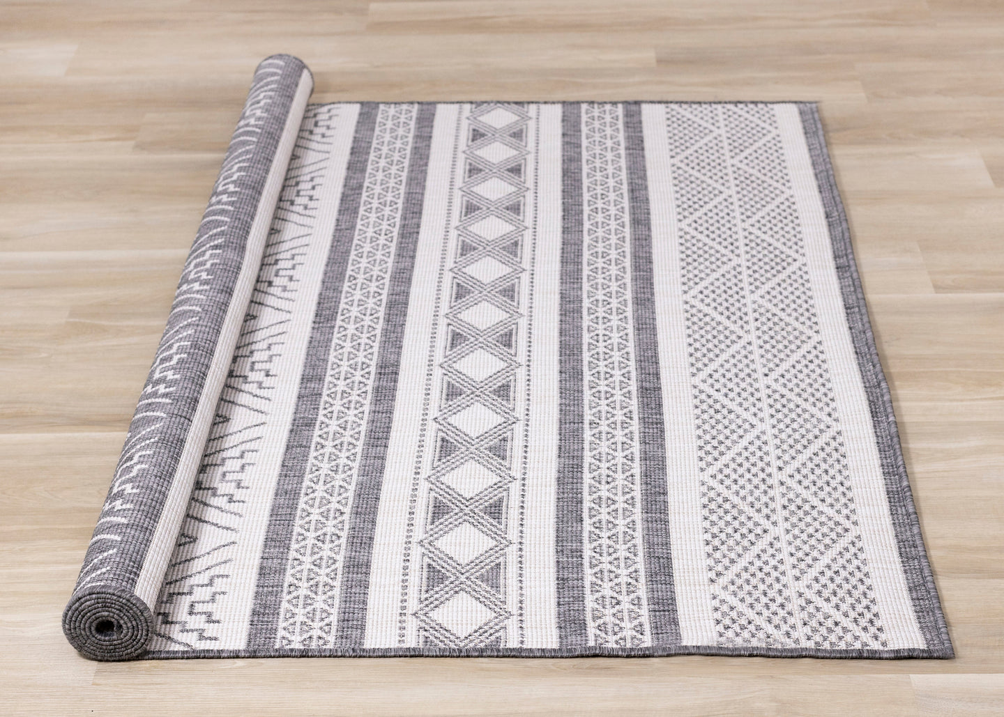 Bristol Reversible Grey White Striped Pattern Outdoor Rug - Furniture Depot