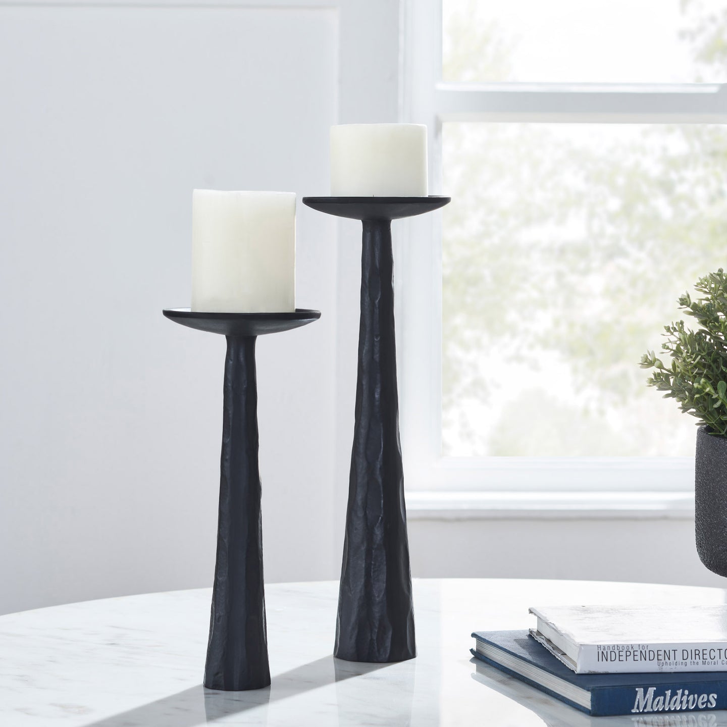 Tilde Set Of 2 Tapered/ Pillar Candle Holders - Furniture Depot