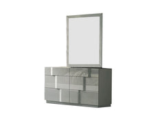 Load image into Gallery viewer, Latania Dresser &amp; Mirror - Furniture Depot