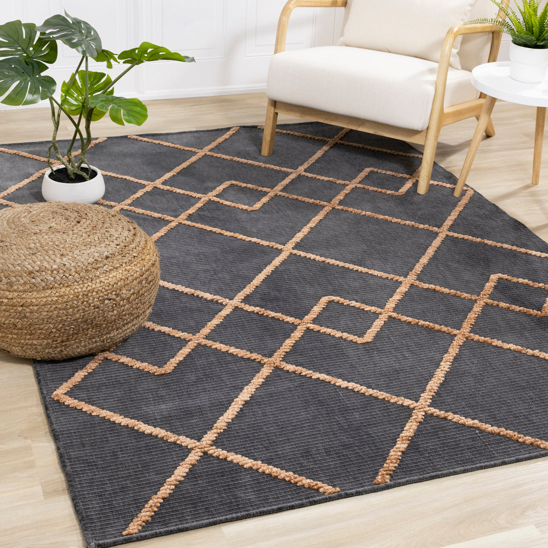 Lawson Grey Orange Interlocking Diamonds Foldable Rug - Furniture Depot